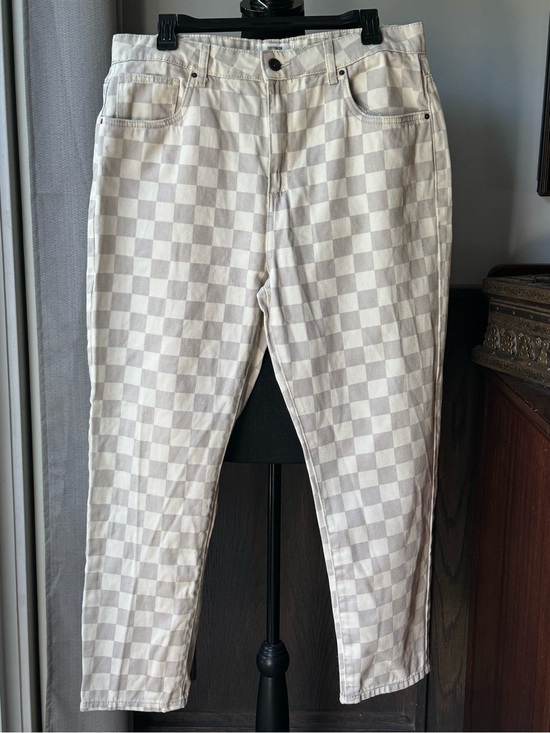 Cotton On Denim - Cotton On Checkerboard High-Rise Jeans in Cream and gray 12 EUC